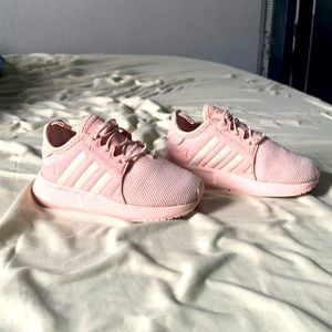 Adidas baby pink toddler size 7
